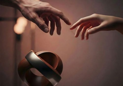 Il piacere come dialogo: come introdurre nuovi accessori nella coppia senza imbarazzo